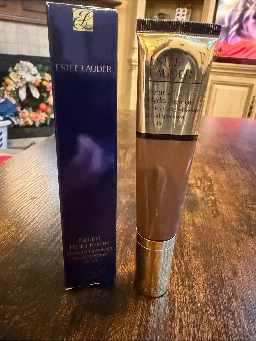 NEW Estee Lauder Futurist Hydra Rescue Moisturizing Makeup - 7N2 Rich Amber